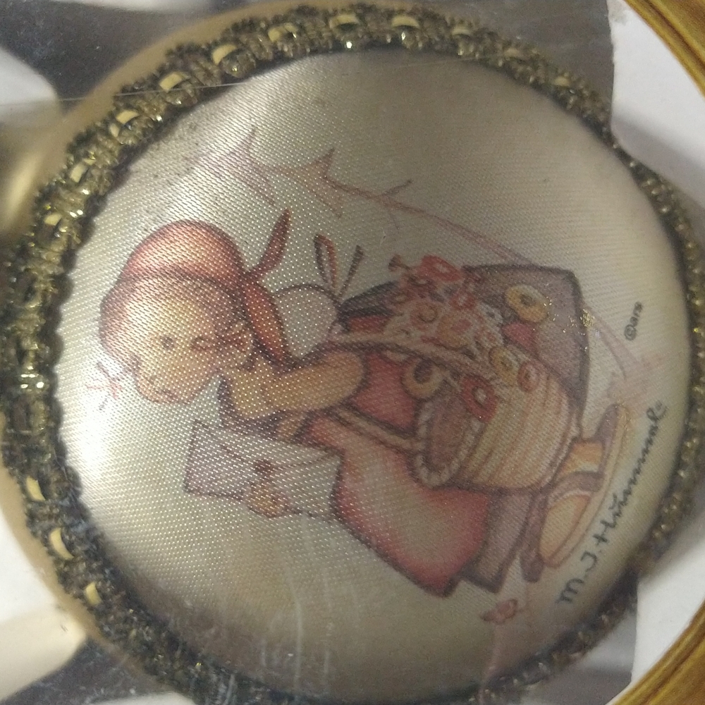 Mj hummel Christmas ornament